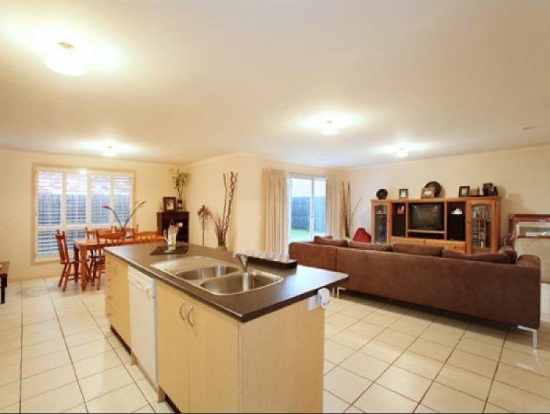 Gallery: 6 Harry Court