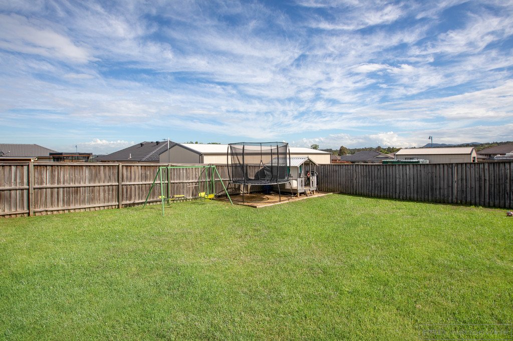 6 Harvest Court BRANXTON 25