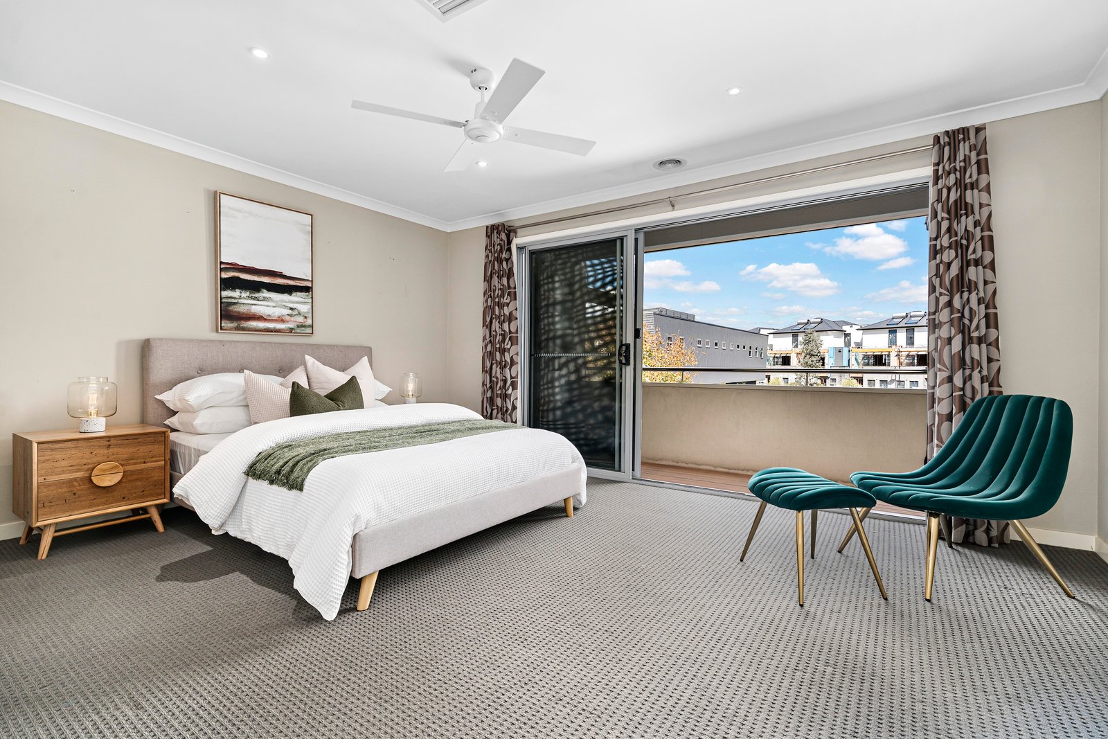 Real Estate and Property in 6 Hazelton Drive, Doreen, VIC