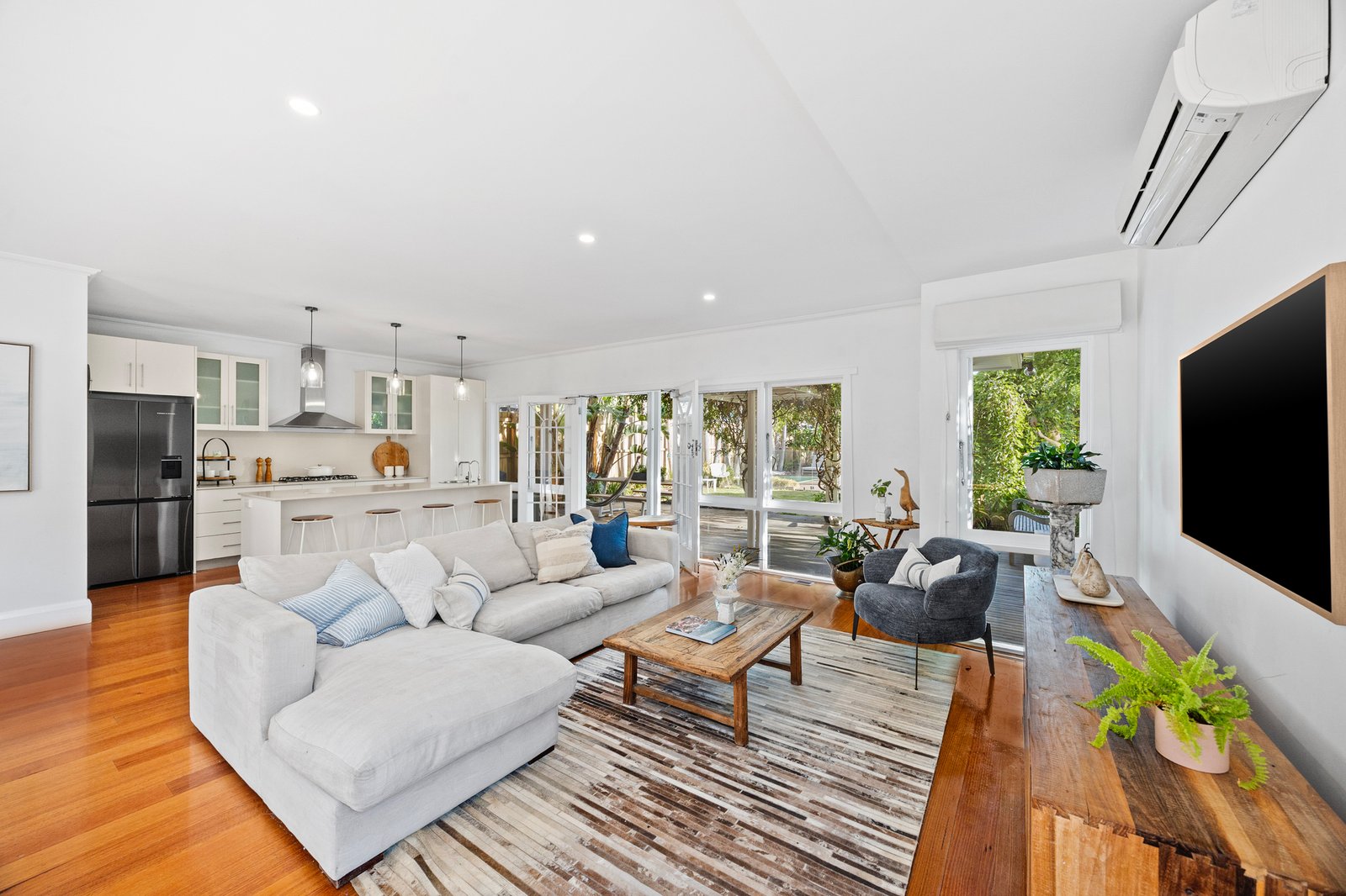 Gallery: 6 Heath Street