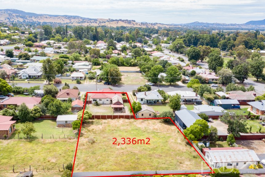 6 Herbert Street TUMUT 19