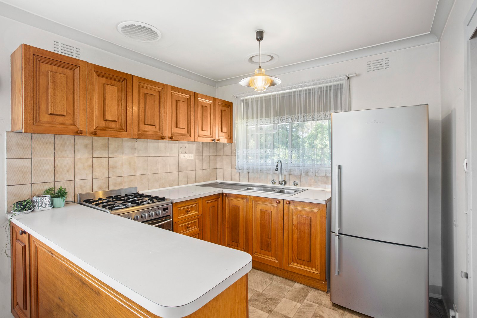 Real Estate and Property in 6 Herlihys Road , Templestowe Lower, VIC