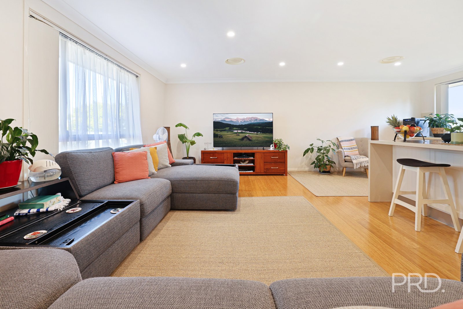 6 Heron Road TAMWORTH 4