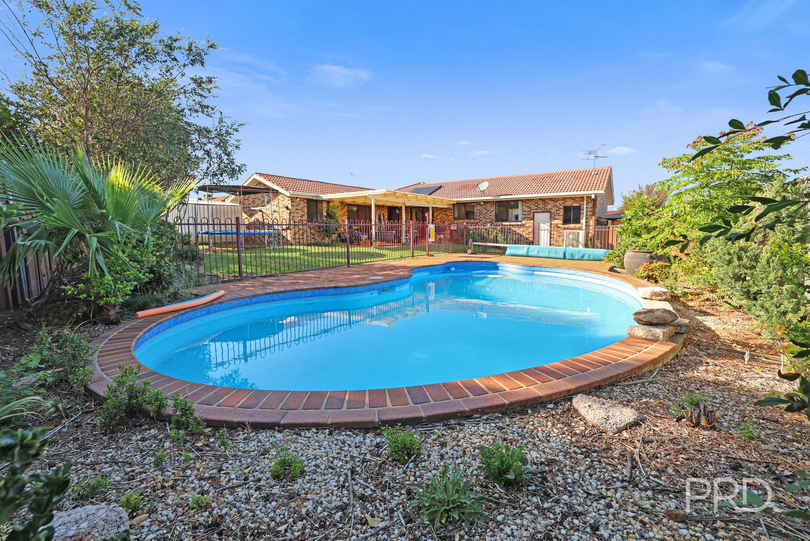 6 Heron Road TAMWORTH 15