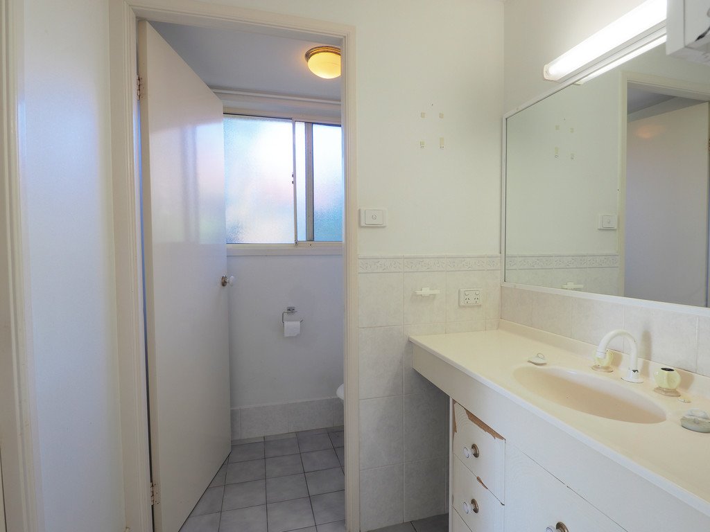 6 Hibbard Close BOAMBEE EAST 6