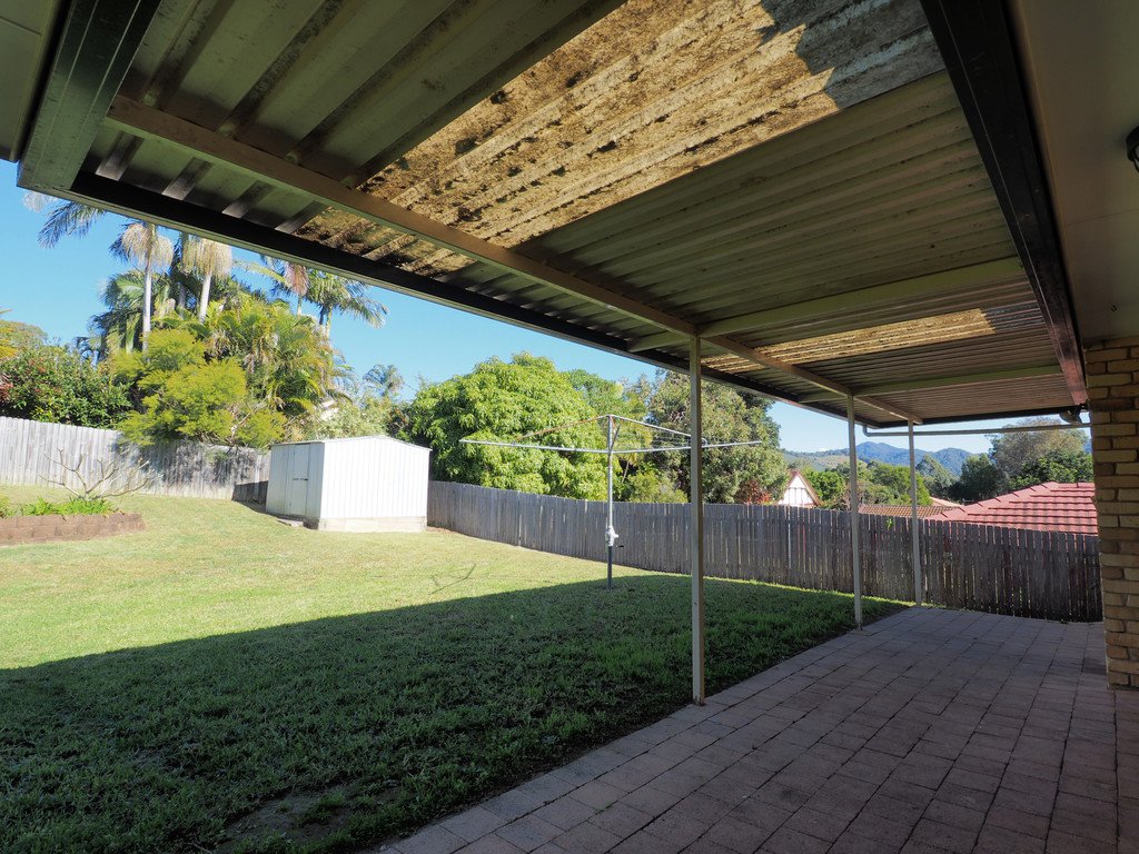 6 Hibbard Close BOAMBEE EAST 18