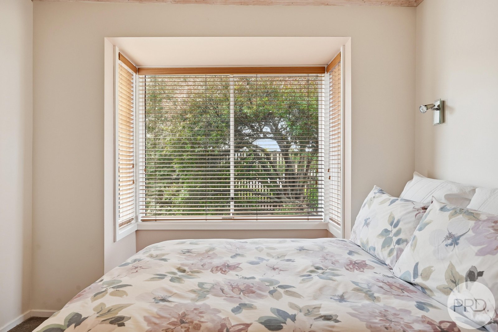 6 High Street BELLERIVE 15