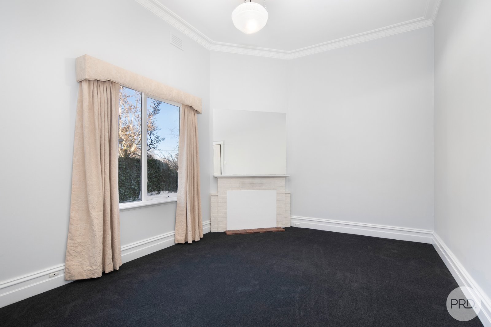 6 High Street LAKE WENDOUREE 7