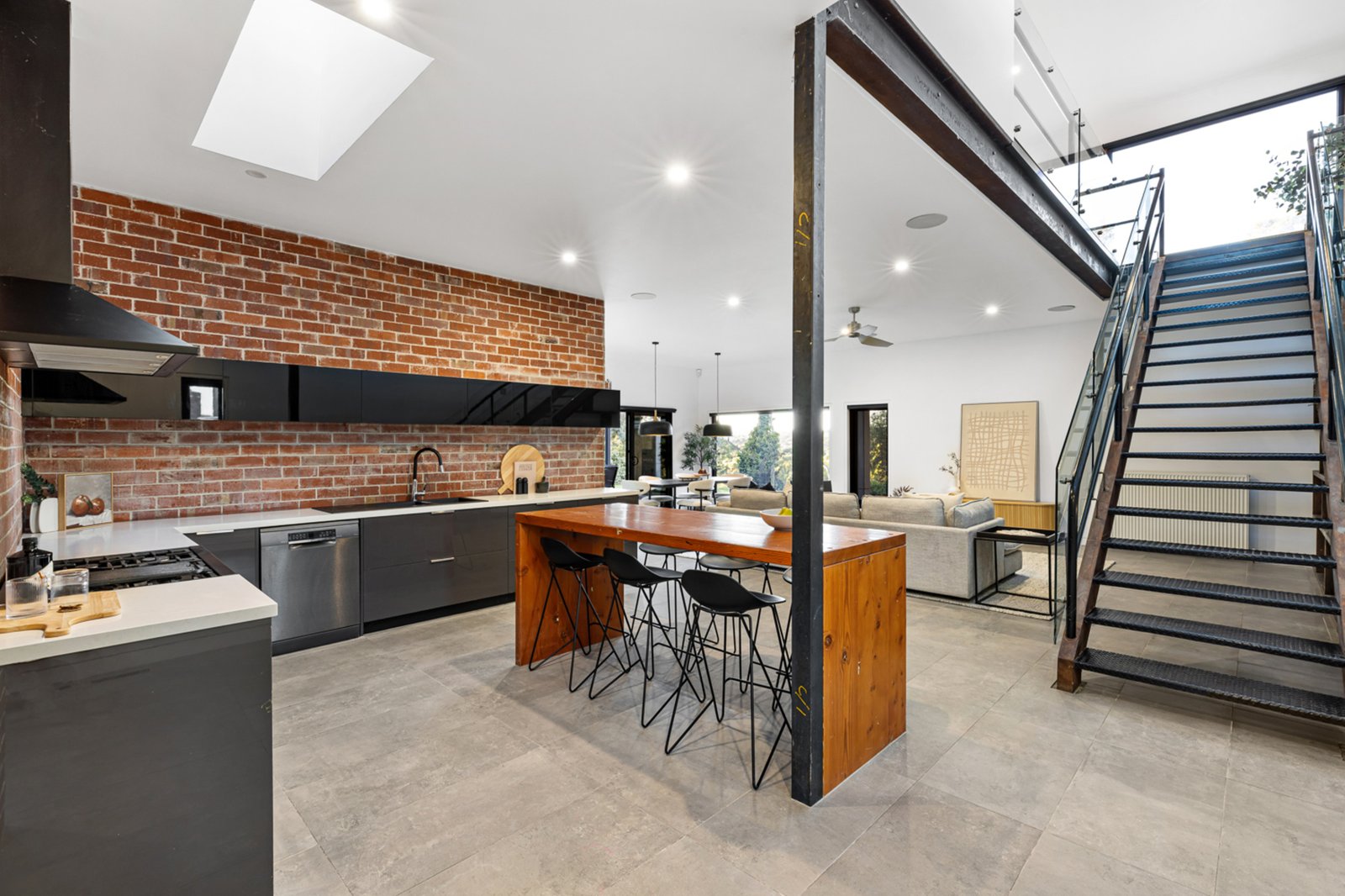 Gallery: 6 Hillcrest Road