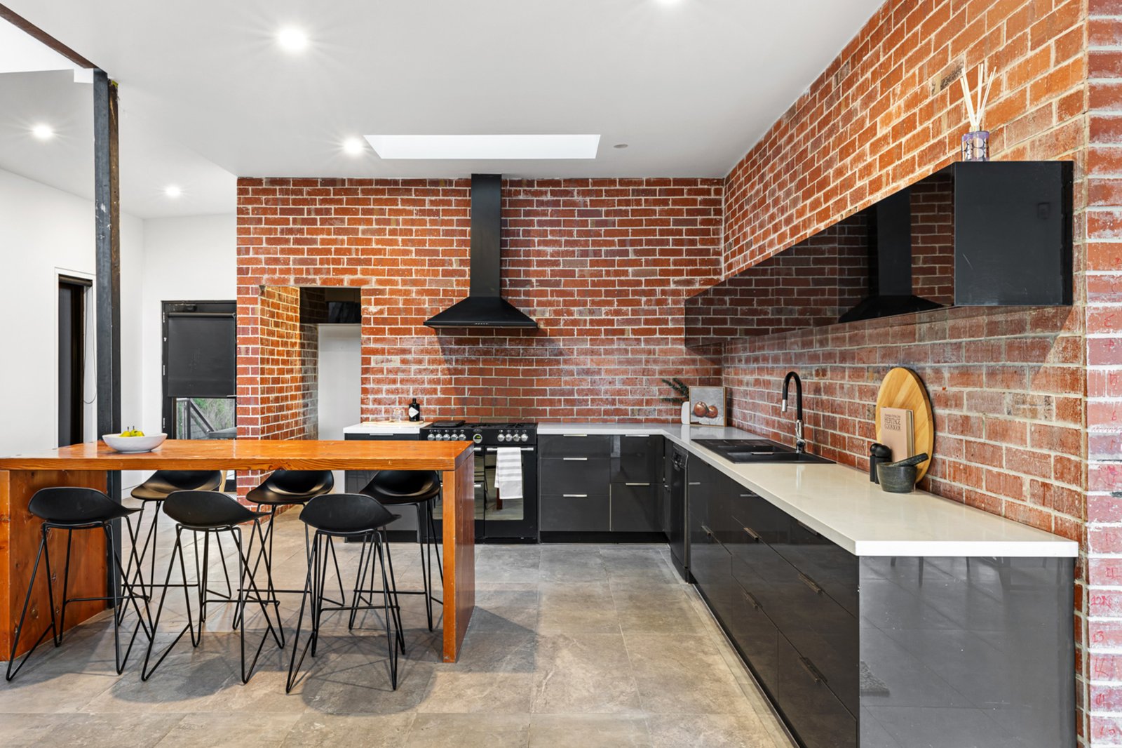 Gallery: 6 Hillcrest Road