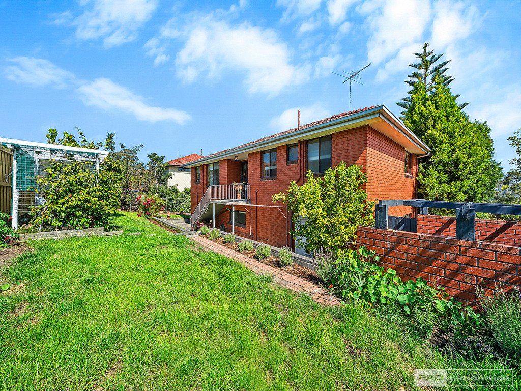6 Hillside Drive BLACKMANS BAY 16