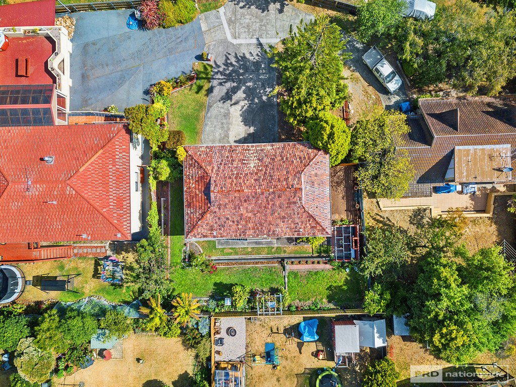 6 Hillside Drive BLACKMANS BAY 19