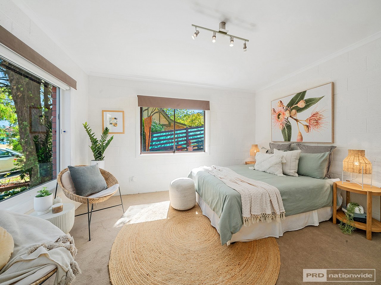 6 Hillside Drive BLACKMANS BAY 25