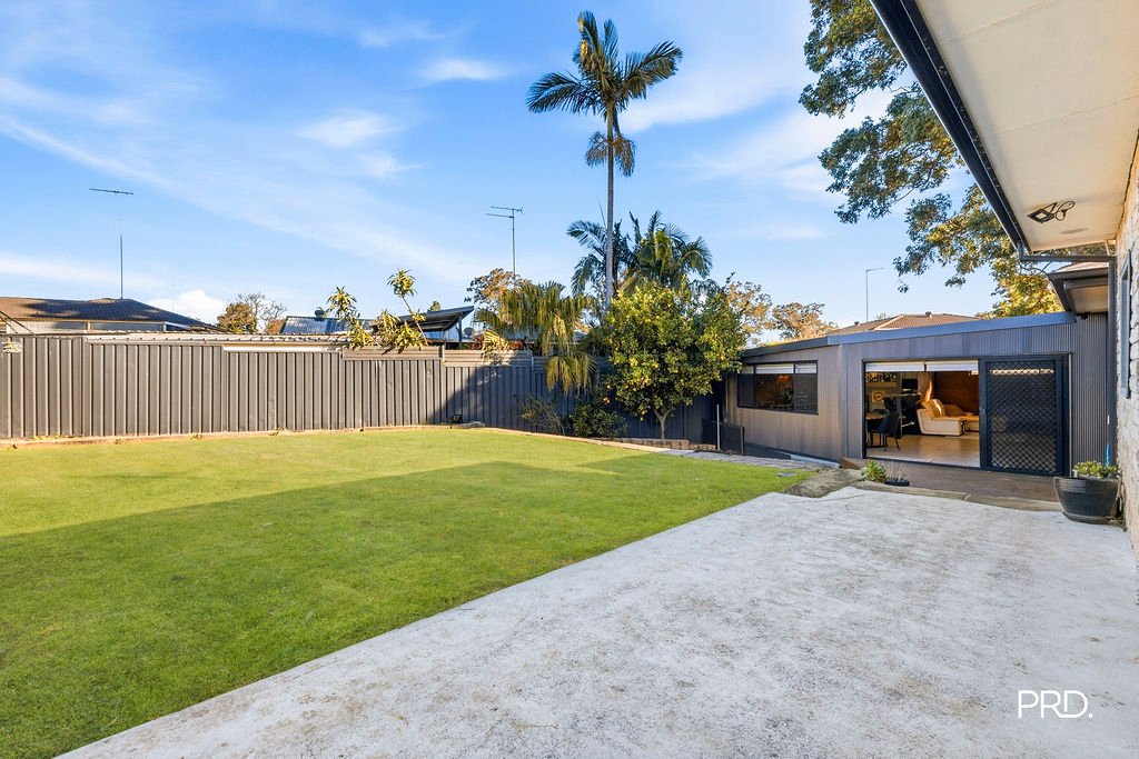 6 Hobby Close SOUTH PENRITH 17