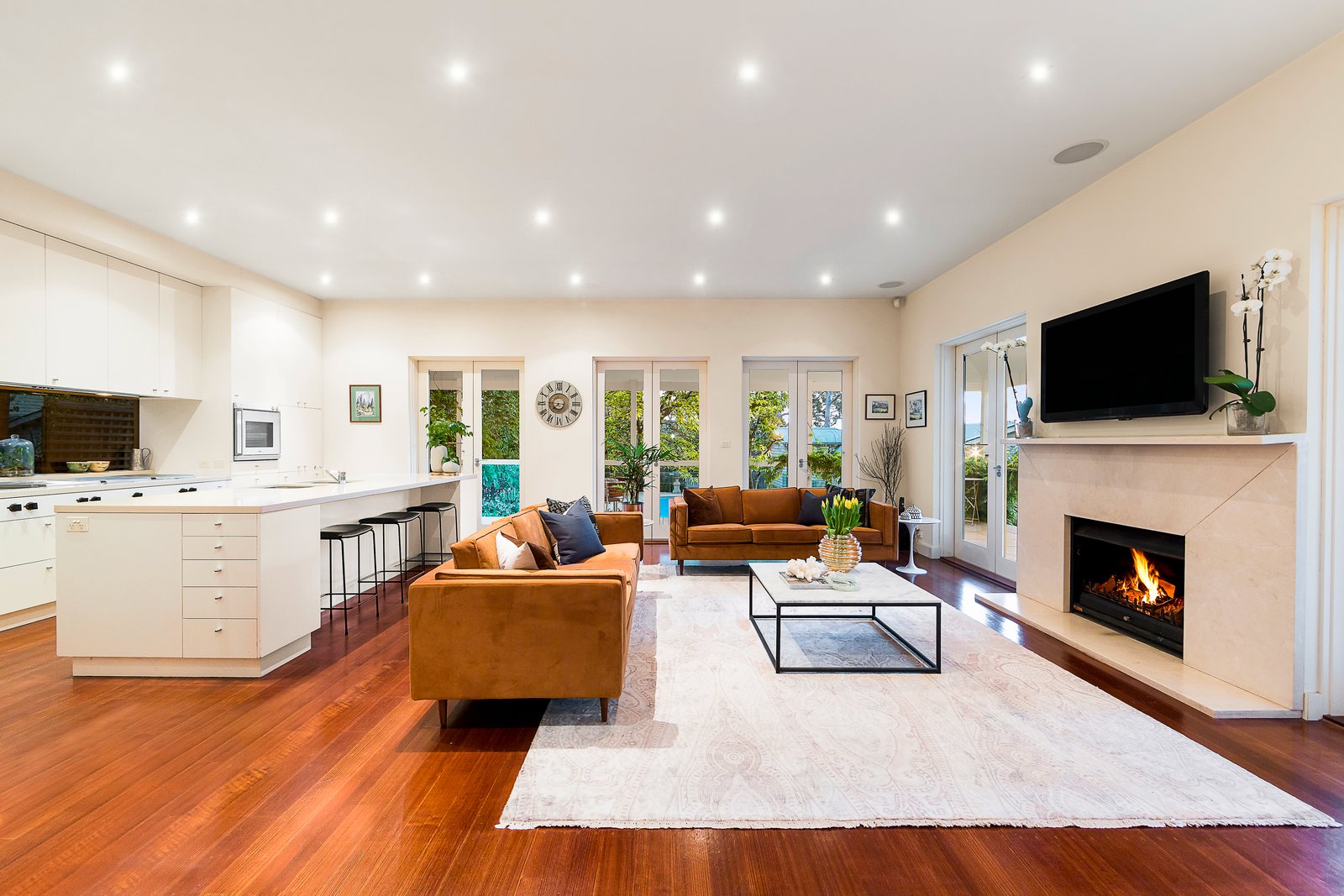 Real Estate and Property in 6 Hollingsworth Avenue, Hawthorn, VIC