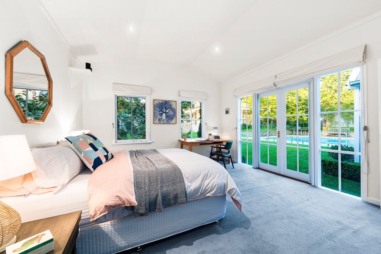 Real Estate and Property in 6 Hollingsworth Avenue, Hawthorn, VIC