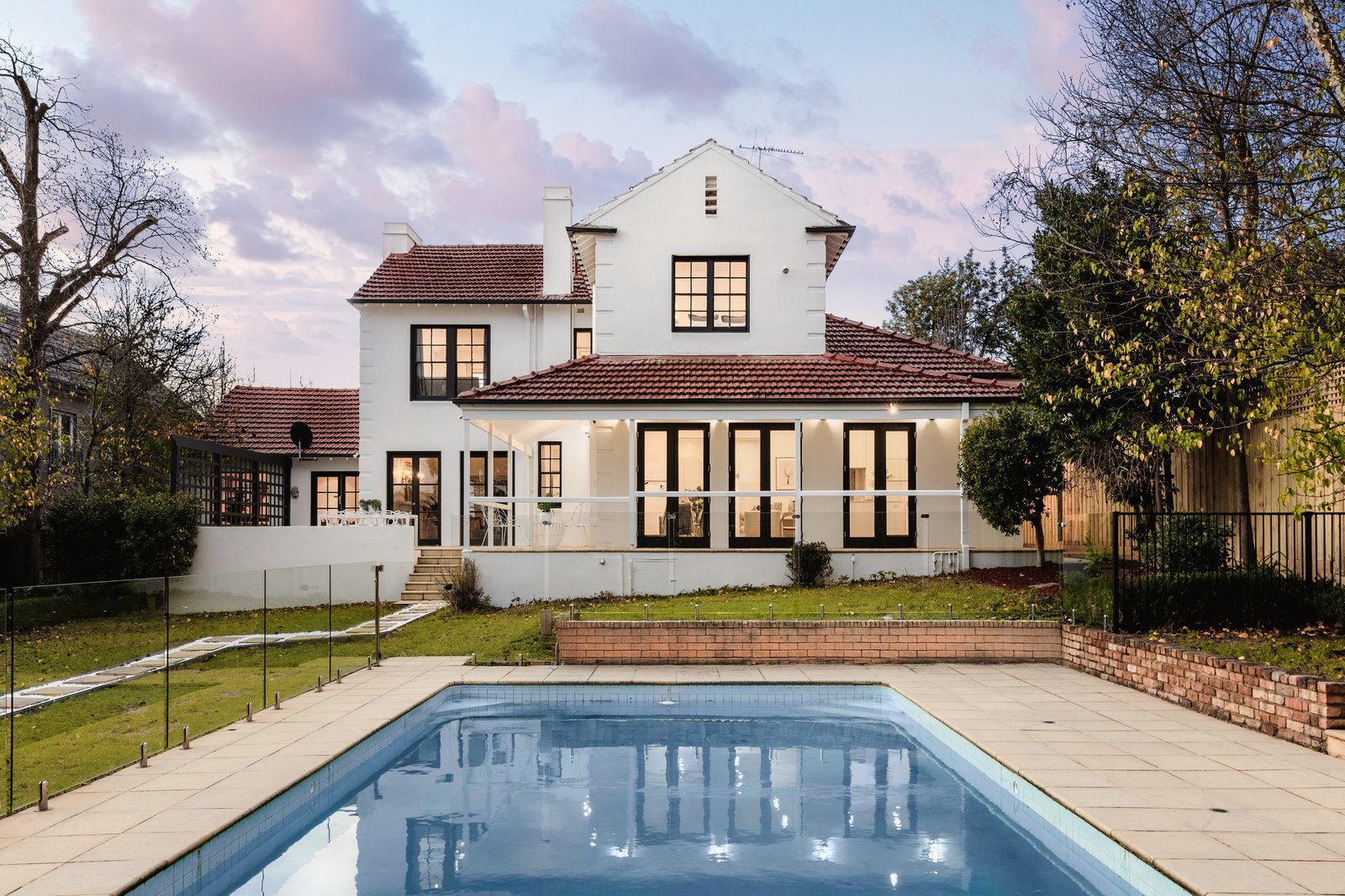 Gallery: 6 Hollingsworth Avenue