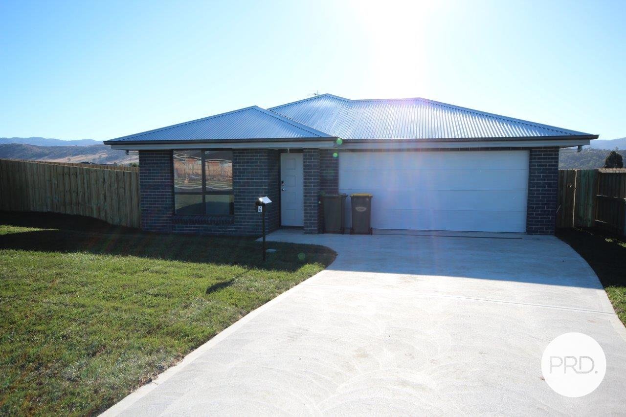 6 Hollingsworth Street BRIGHTON 1