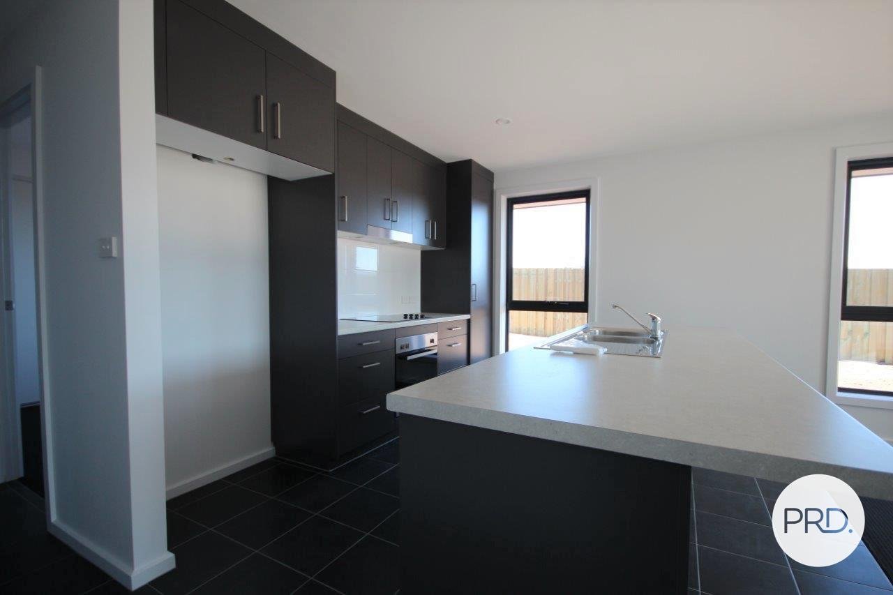 6 Hollingsworth Street BRIGHTON 3