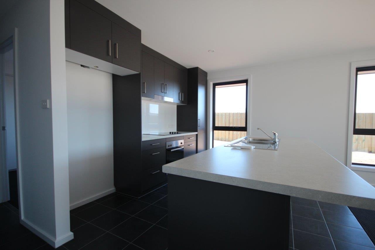 6 Hollingsworth Street BRIGHTON 6