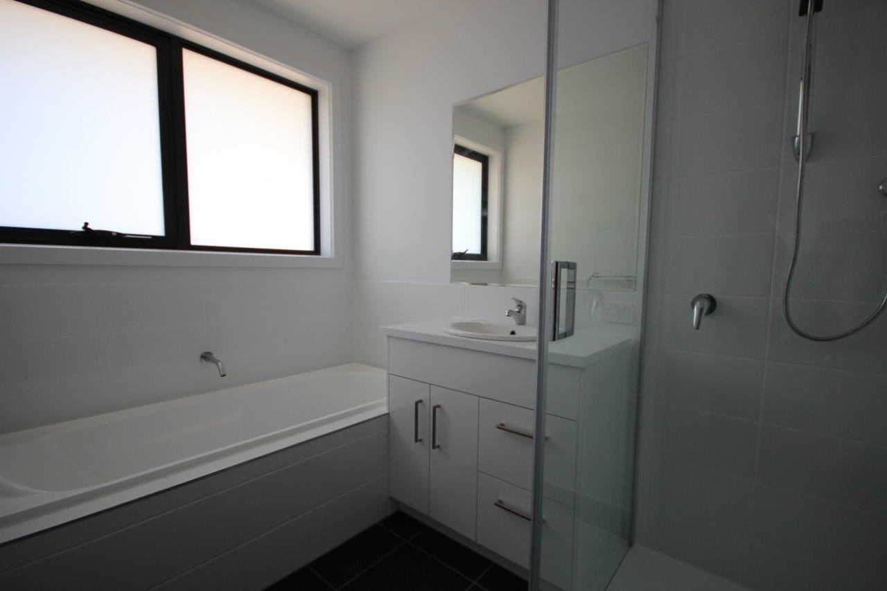 6 Hollingsworth Street BRIGHTON 8