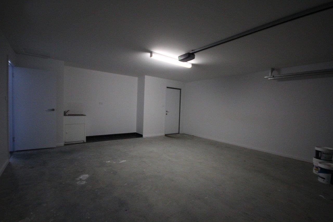 6 Hollingsworth Street BRIGHTON 14