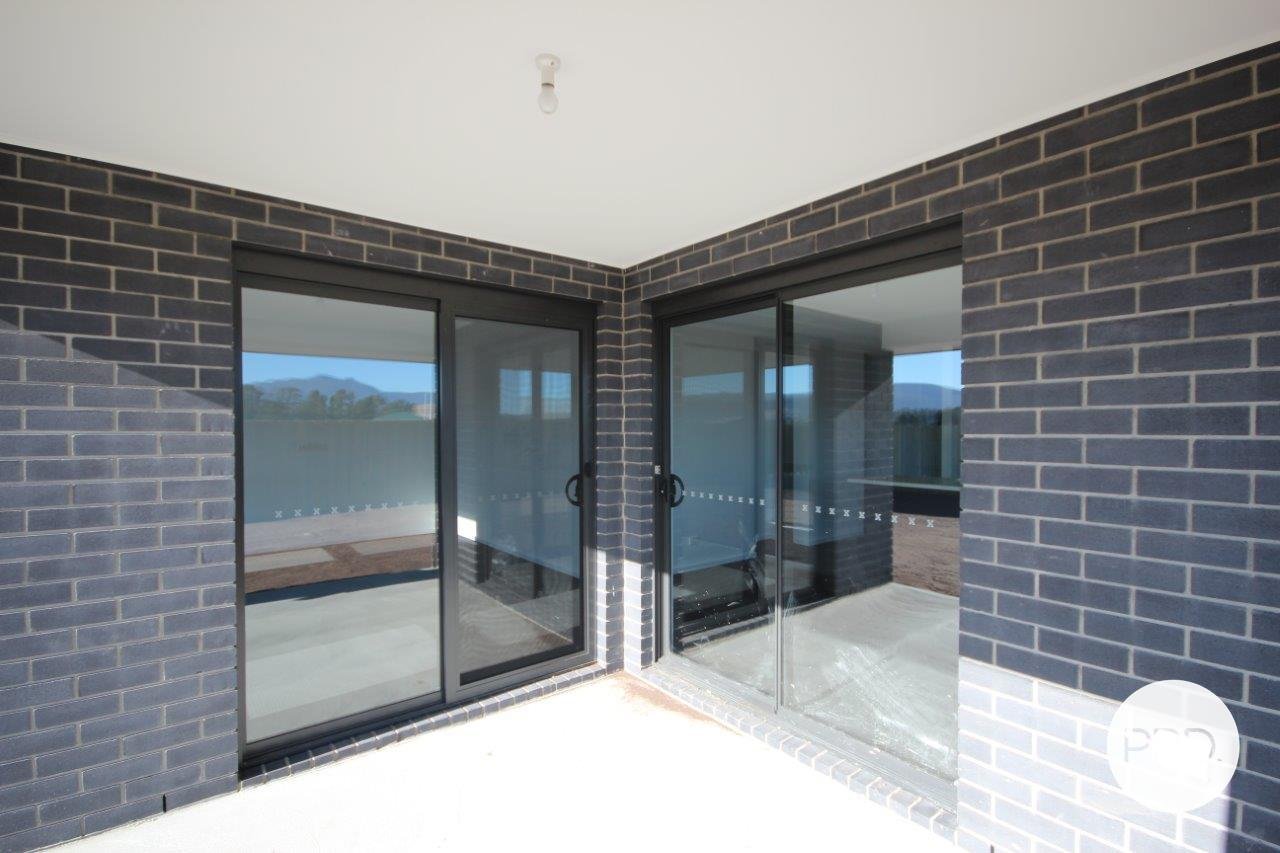 6 Hollingsworth Street BRIGHTON 12