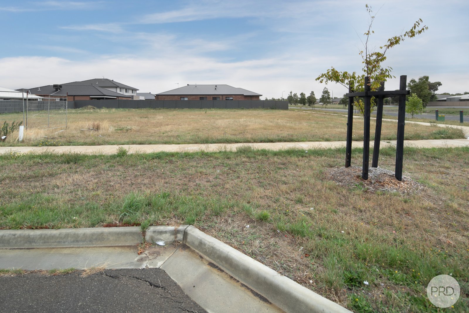 6 Hollioake Drive LUCAS 6