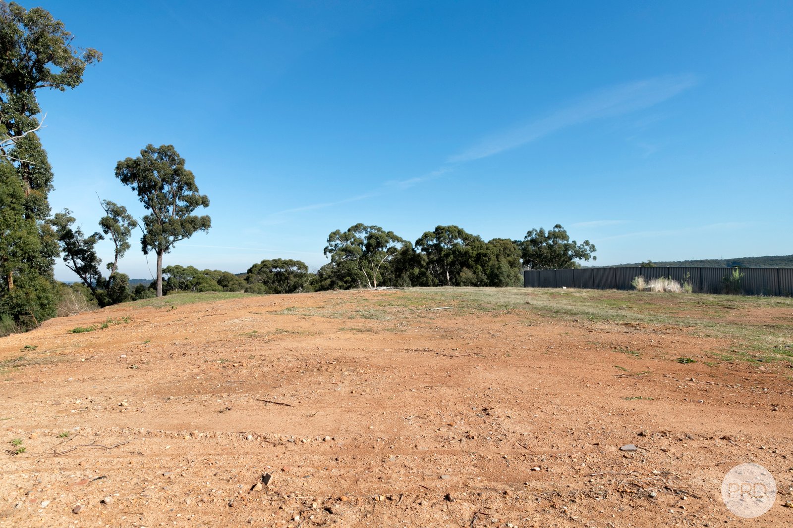 6 Holmsgarth Court BROWN HILL 6