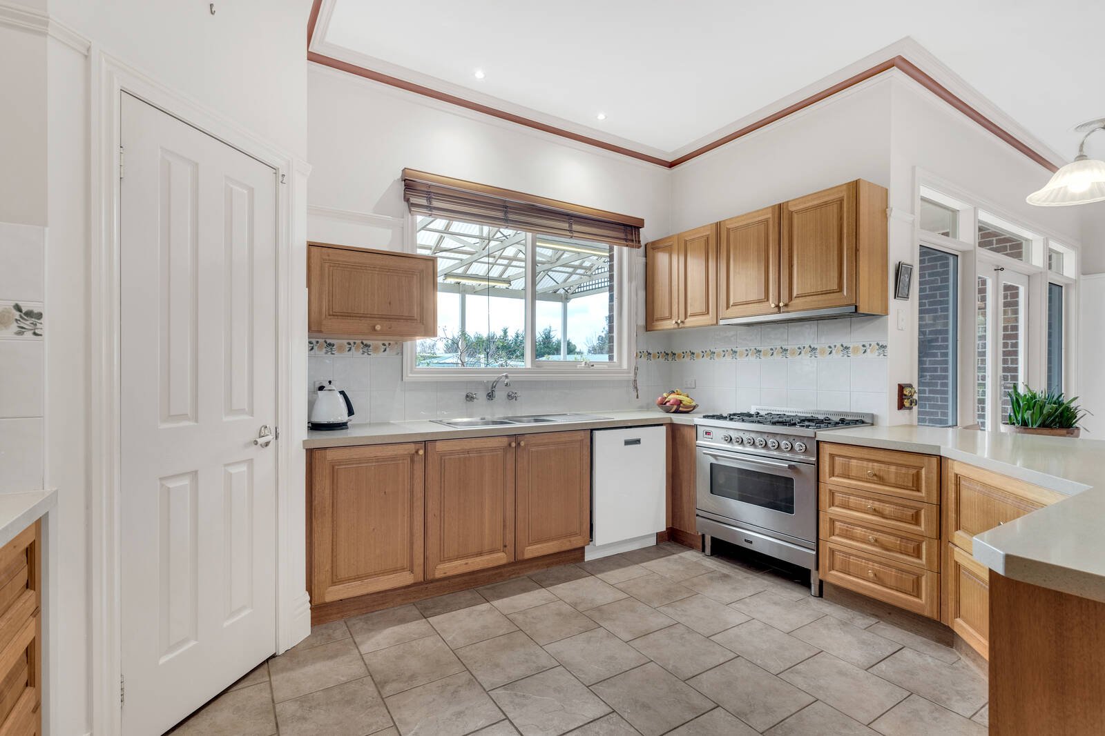 Real Estate and Property in 6 Horizon Court, Gisborne, VIC