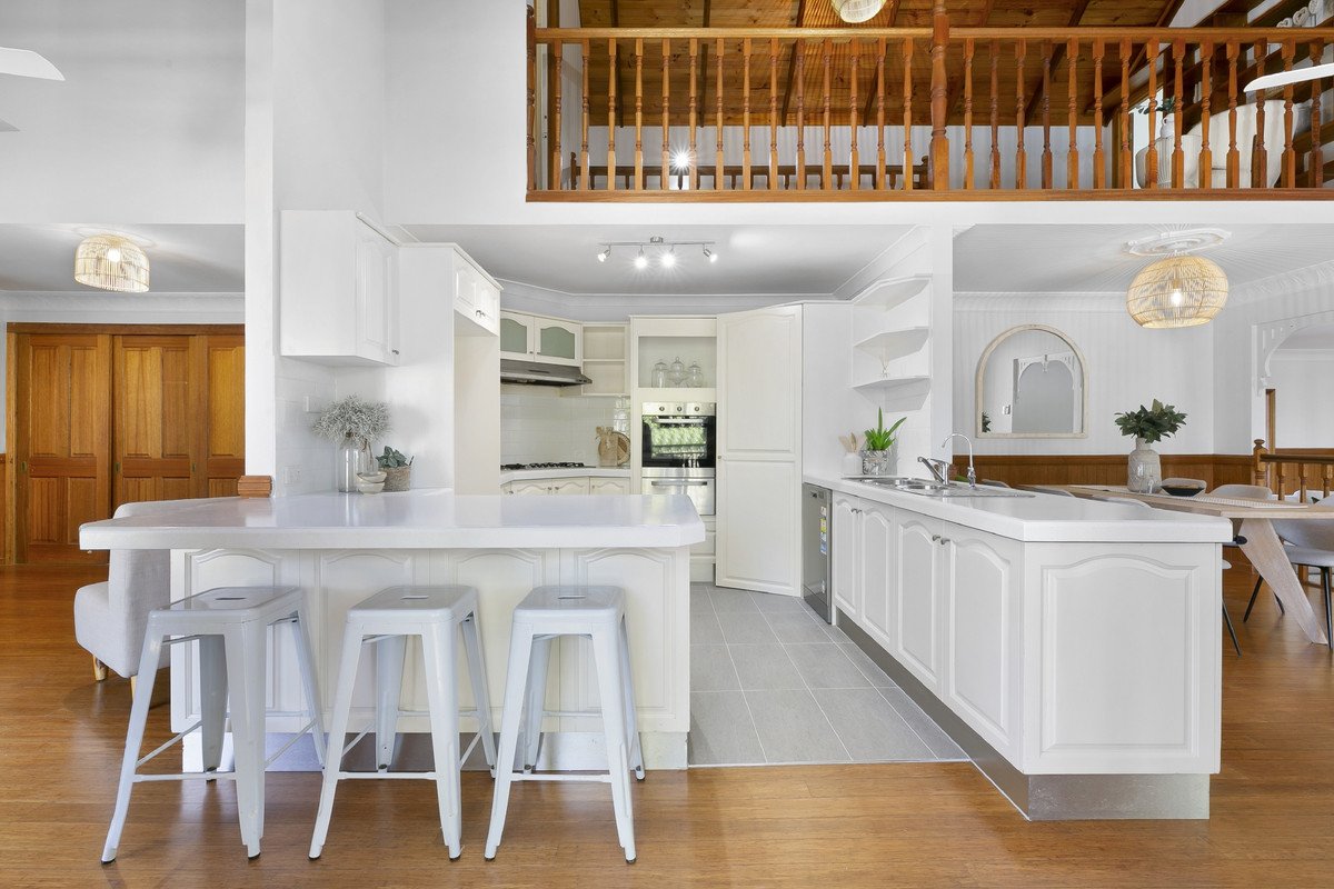 6 Horsman Road Elanora 4