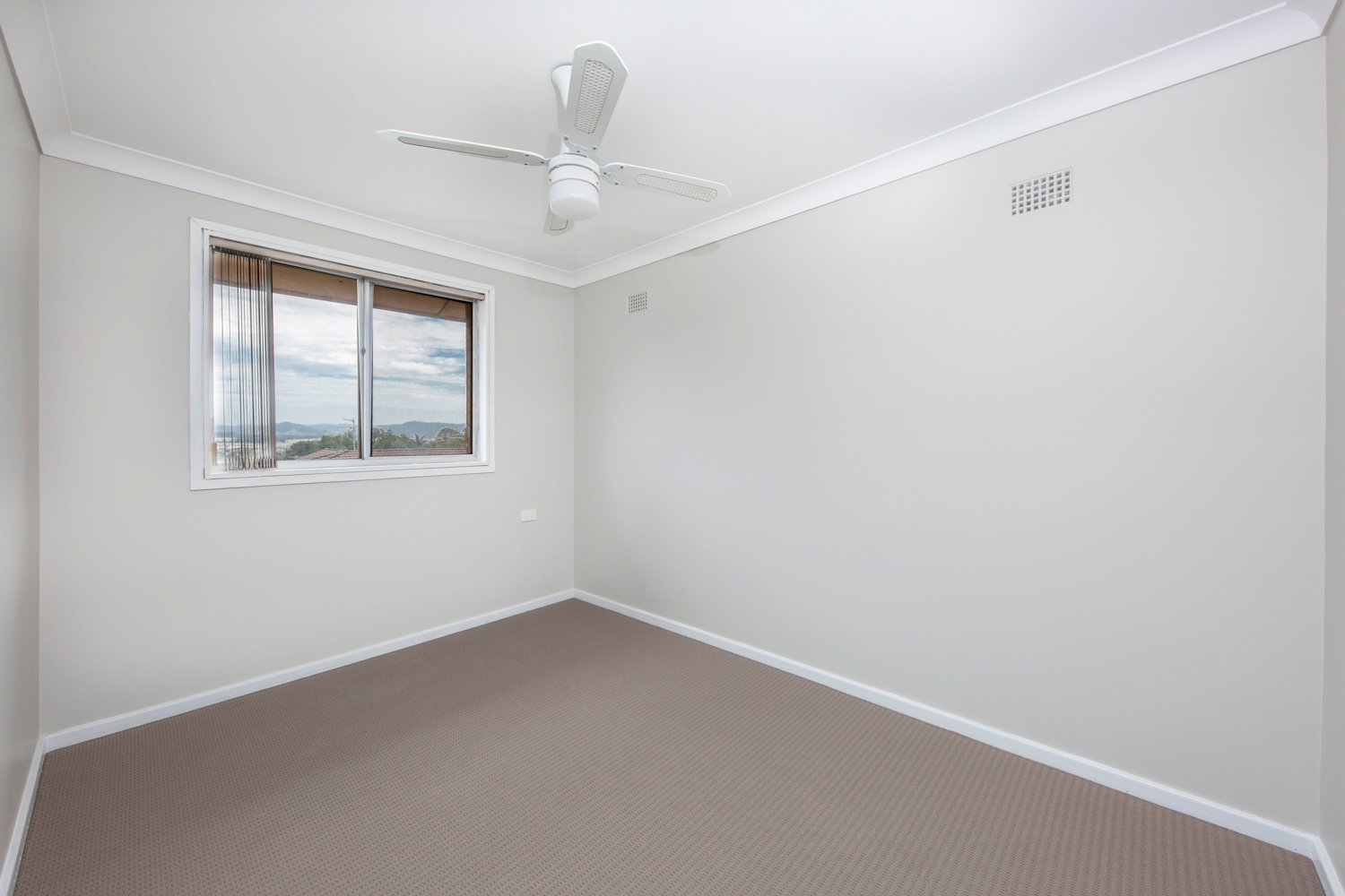 6 Howarth Street RUTHERFORD 8