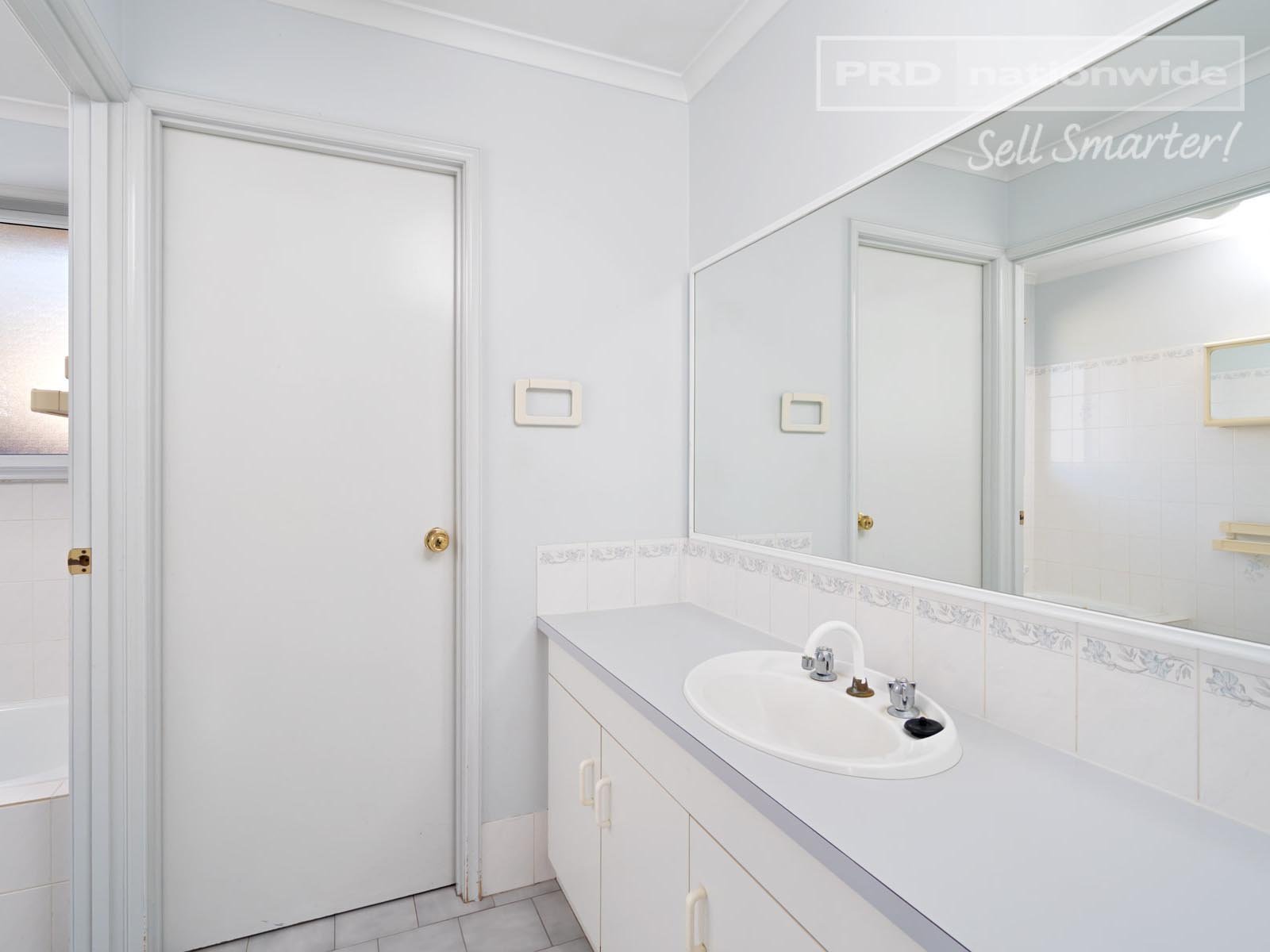 6 Hurd Street ASHMONT 6