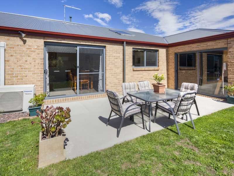 6 Ilvia Way SEBASTOPOL 10