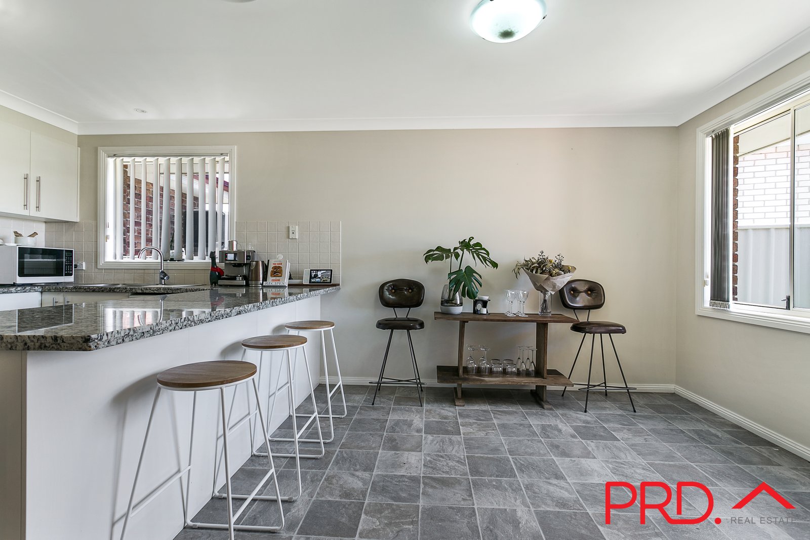 6 Iris Close KOOTINGAL 2