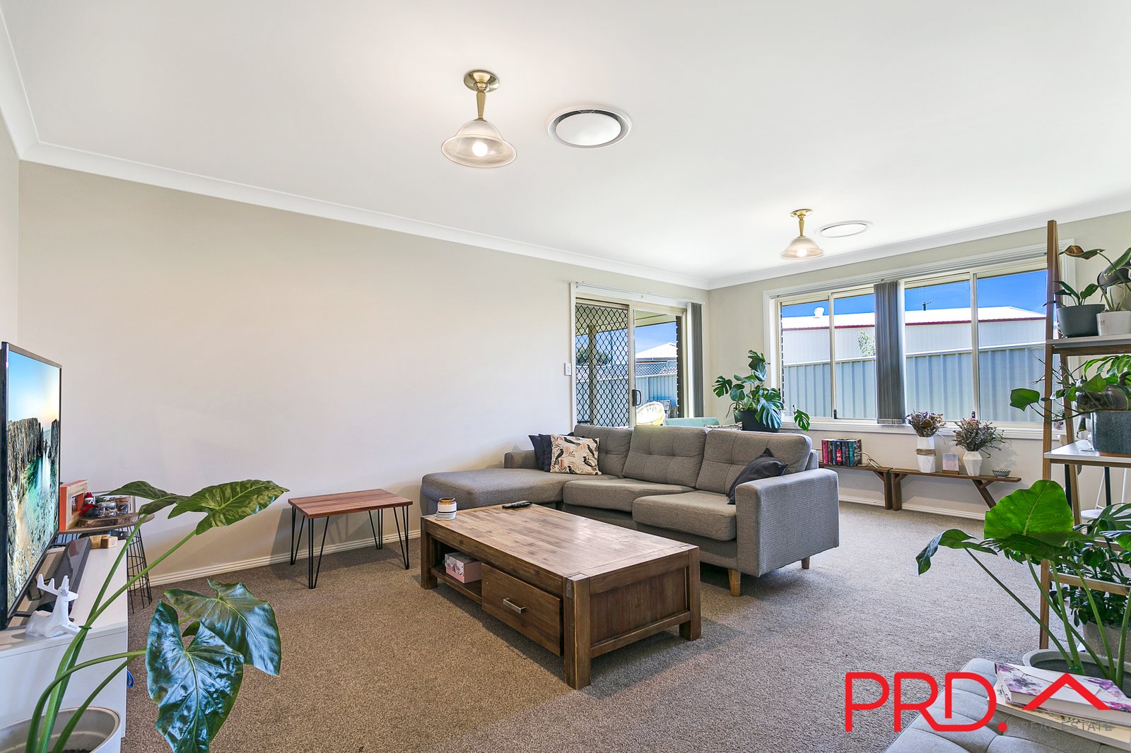 6 Iris Close KOOTINGAL 3