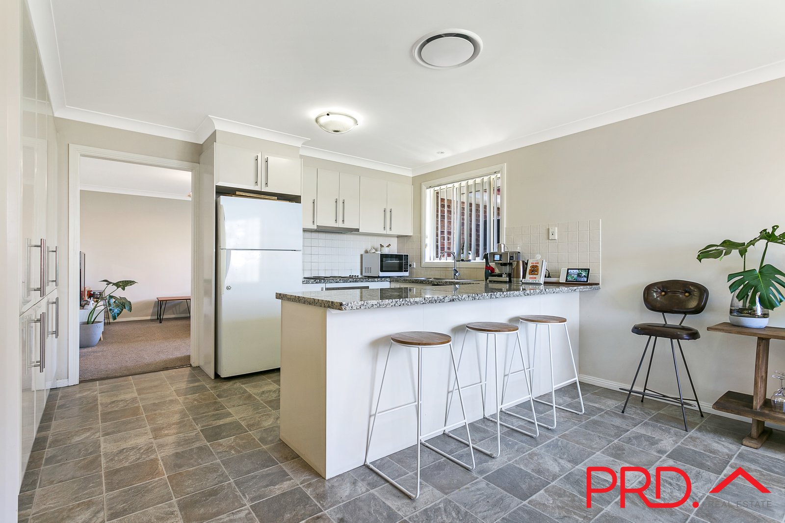 6 Iris Close KOOTINGAL 6