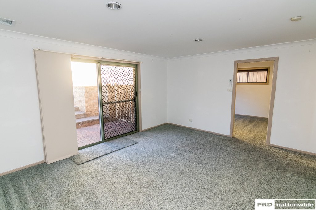 6 Jacaranda Place TAMWORTH 16