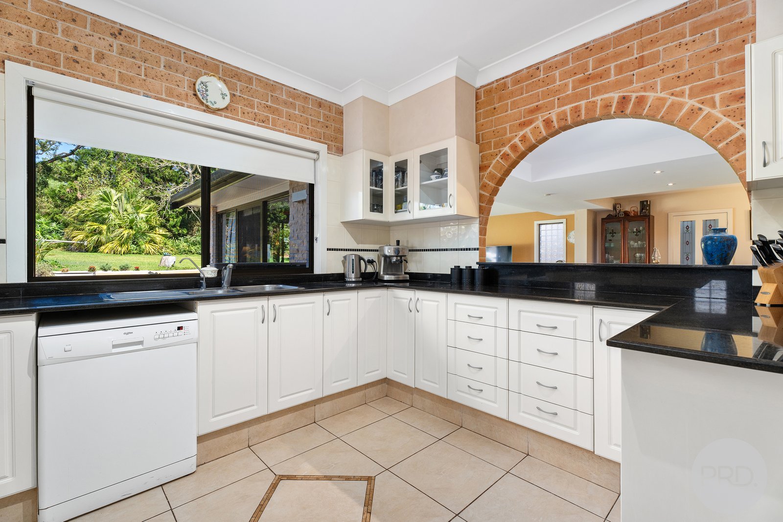 6 James Paterson Street ANNA BAY 8