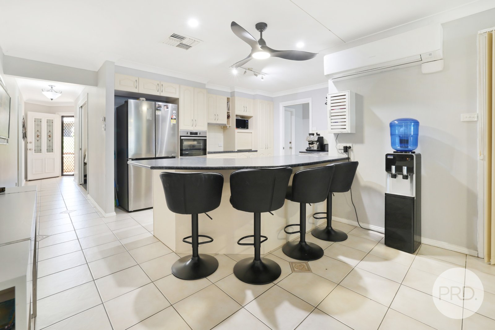 6 James Place TAMWORTH 12