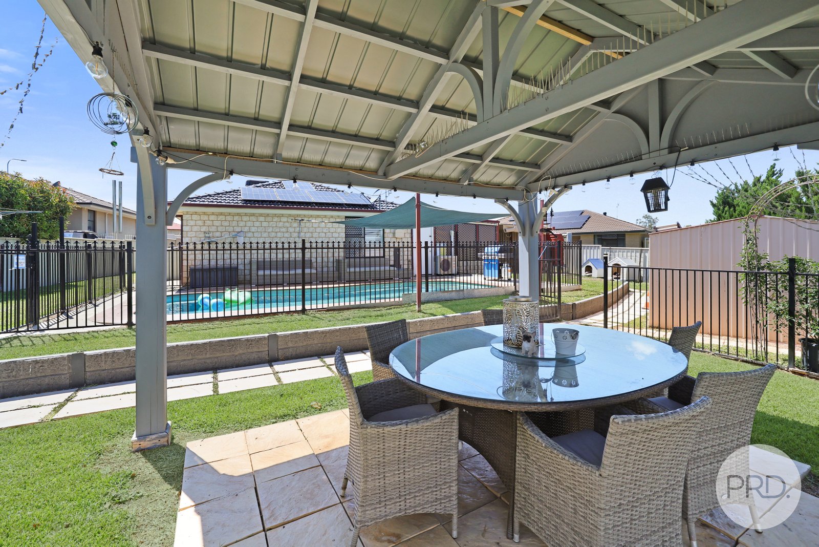 6 James Place TAMWORTH 21