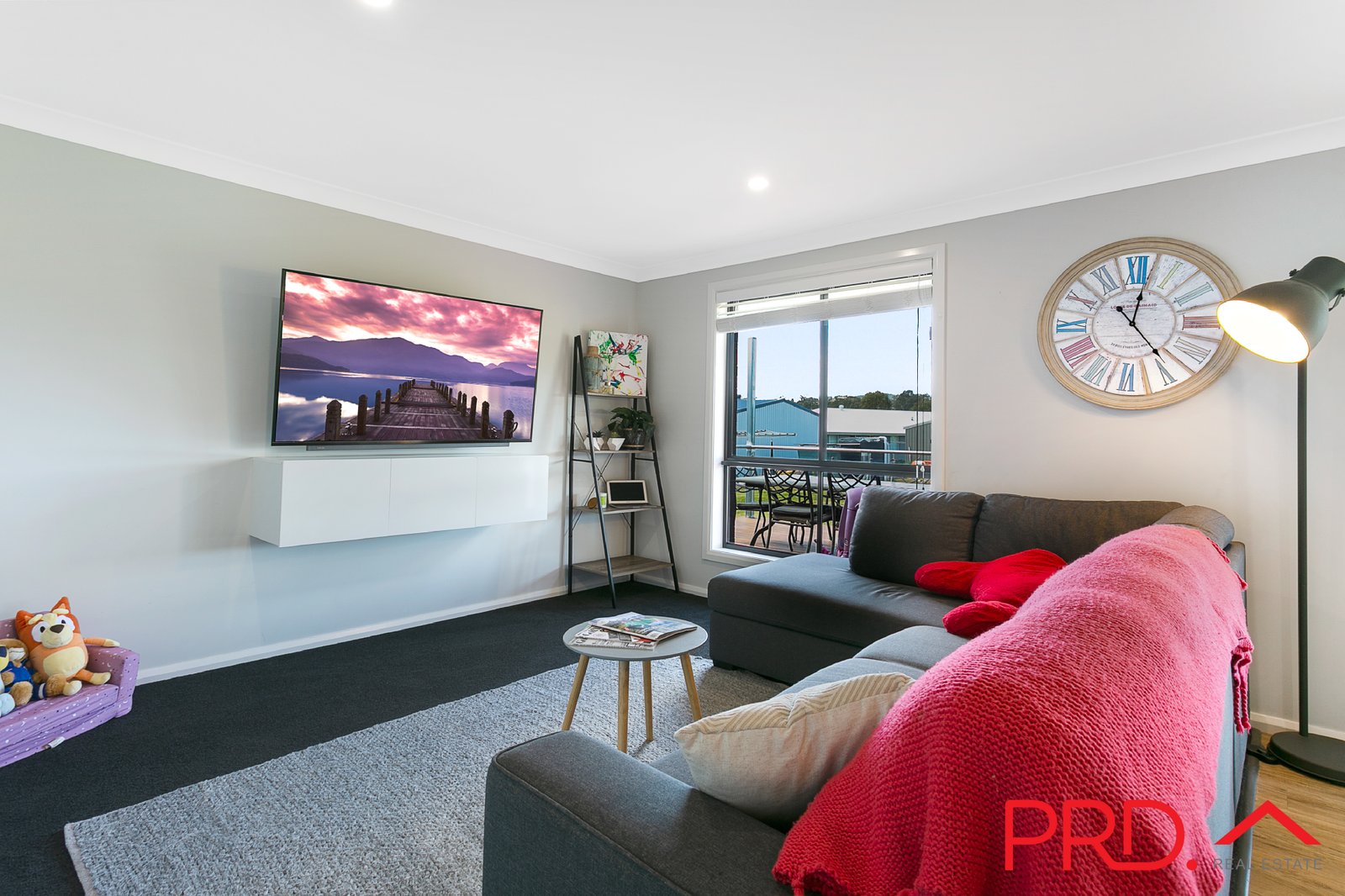6 Jarman Road TAMWORTH 18