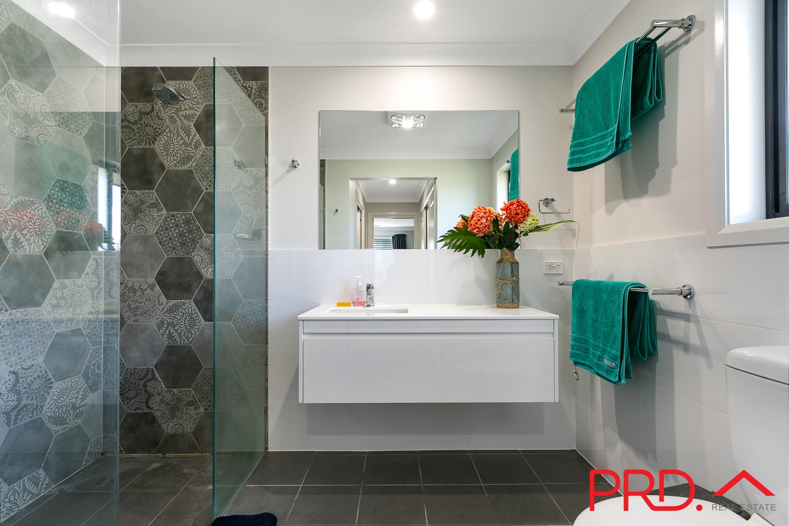 6 Jarman Road TAMWORTH 22
