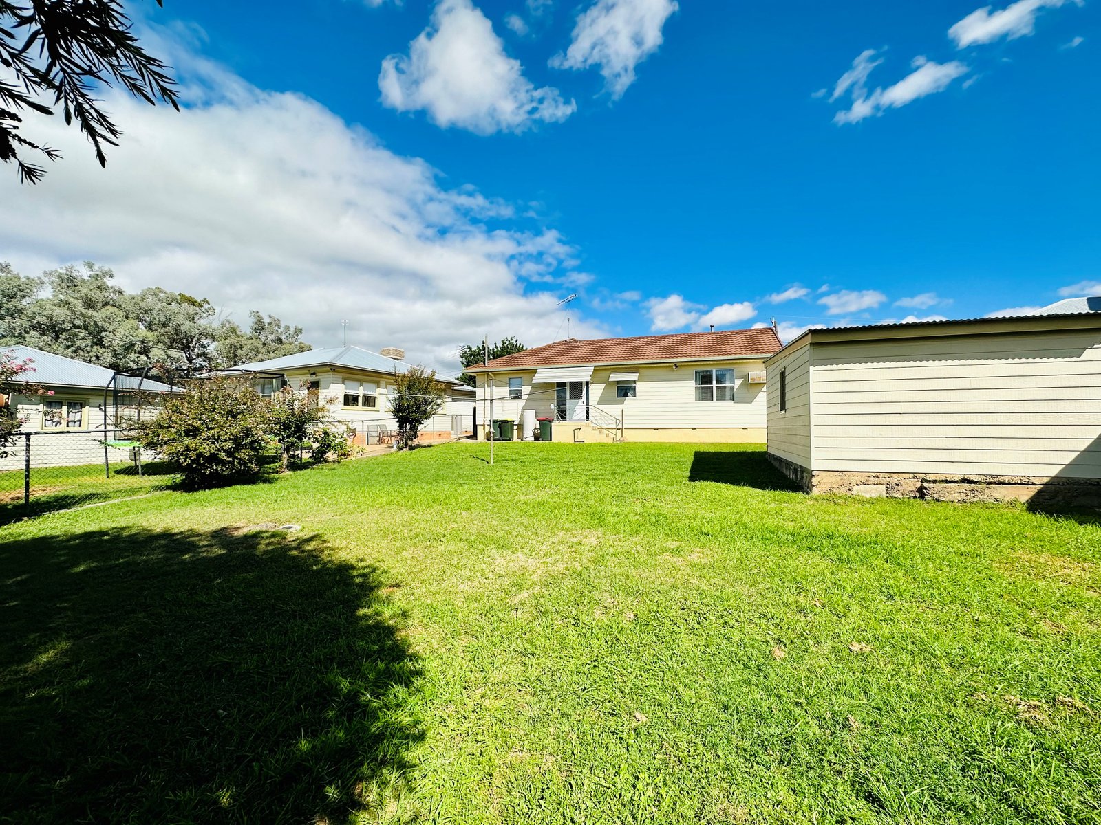 6 Jean Street TAMWORTH 16