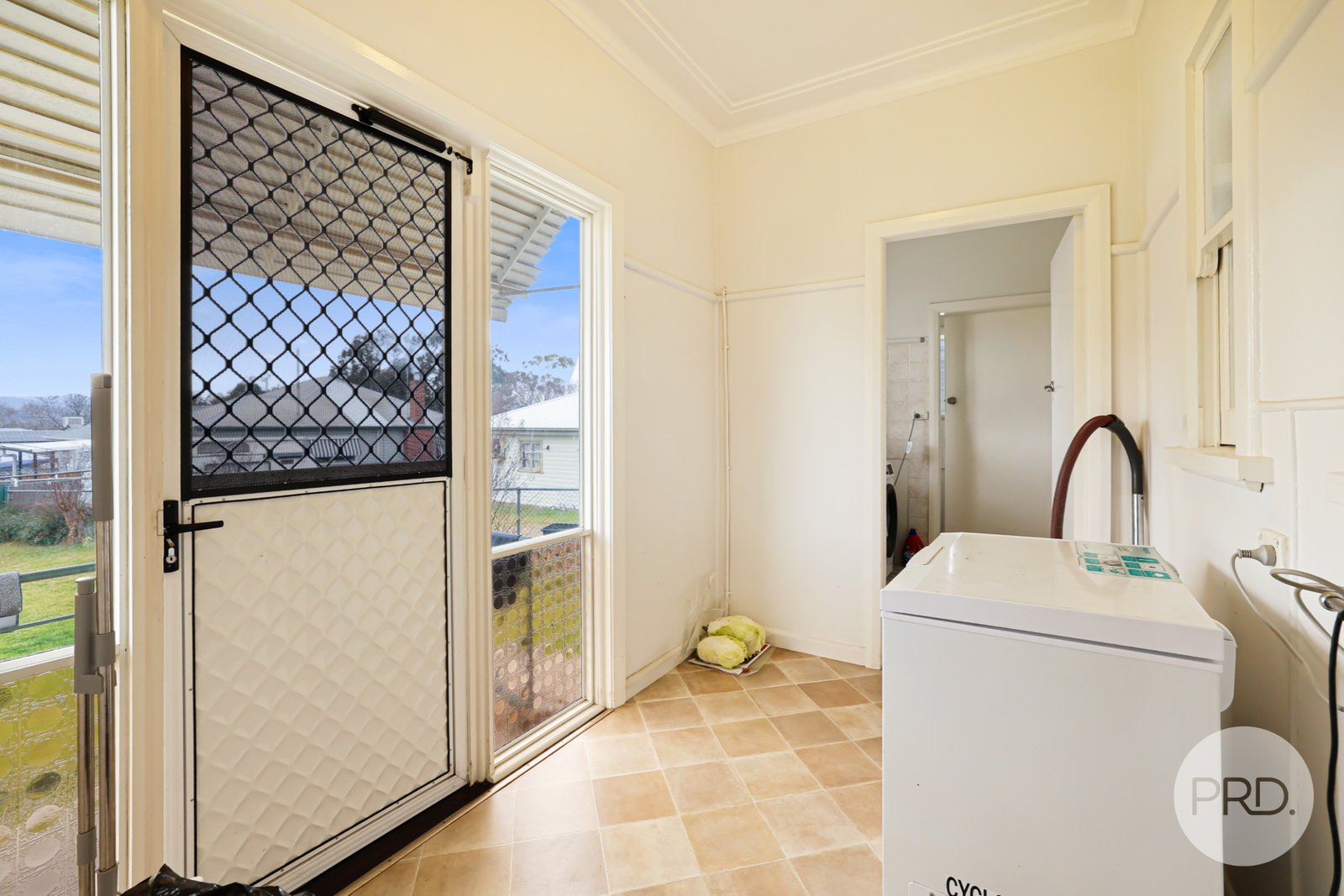 6 Jean Street TAMWORTH 11