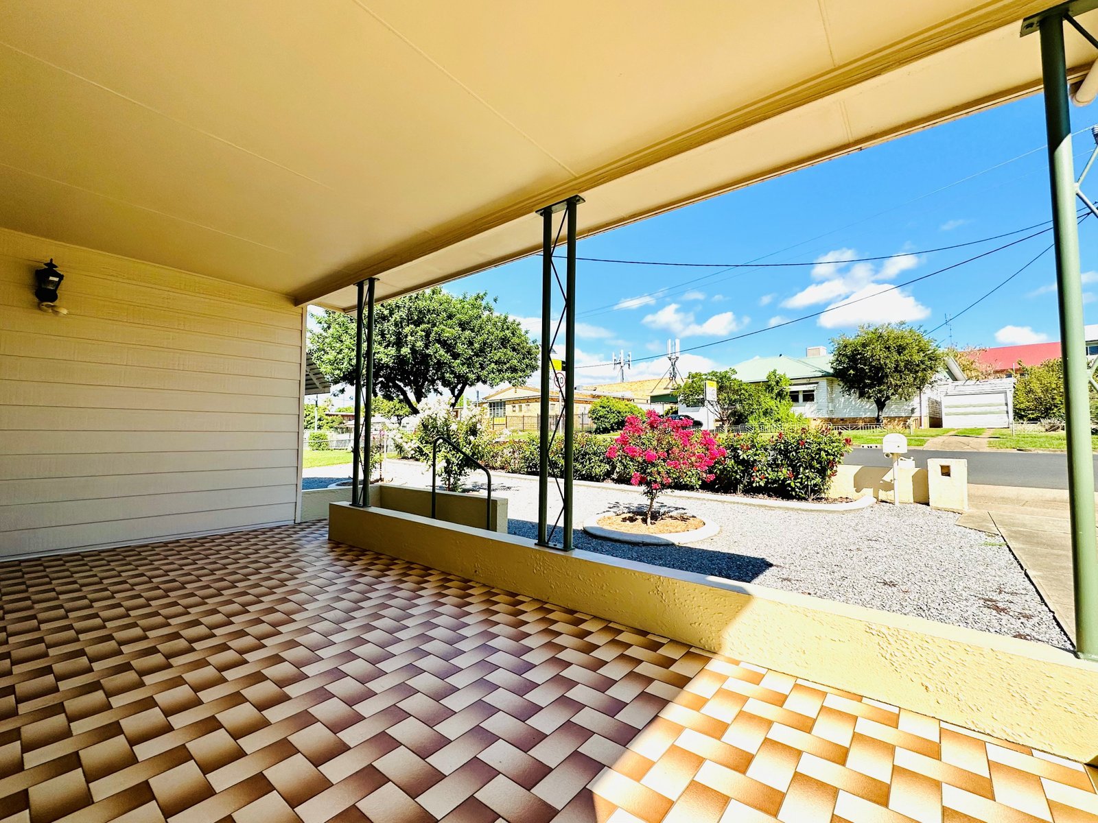6 Jean Street TAMWORTH 3