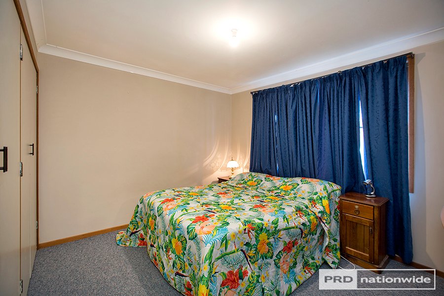 6 Jemmy Place TAMWORTH 6