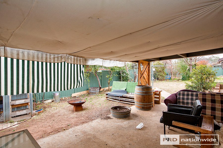 6 Jemmy Place TAMWORTH 8