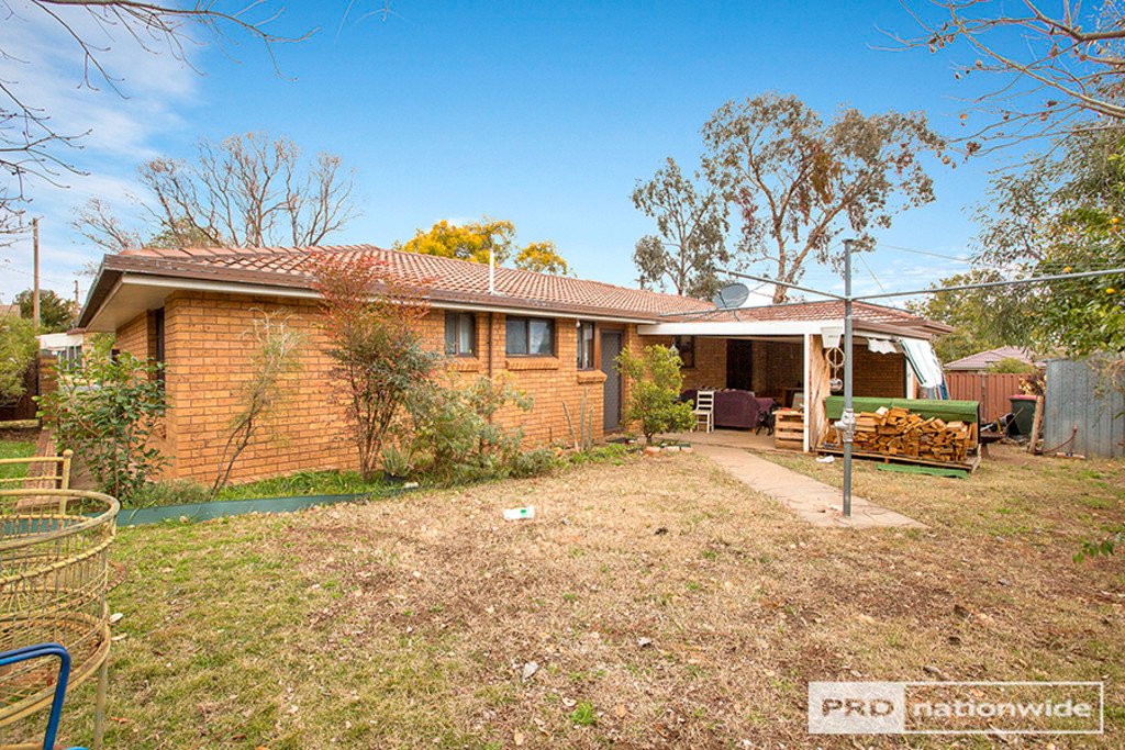 6 Jemmy Place TAMWORTH 10