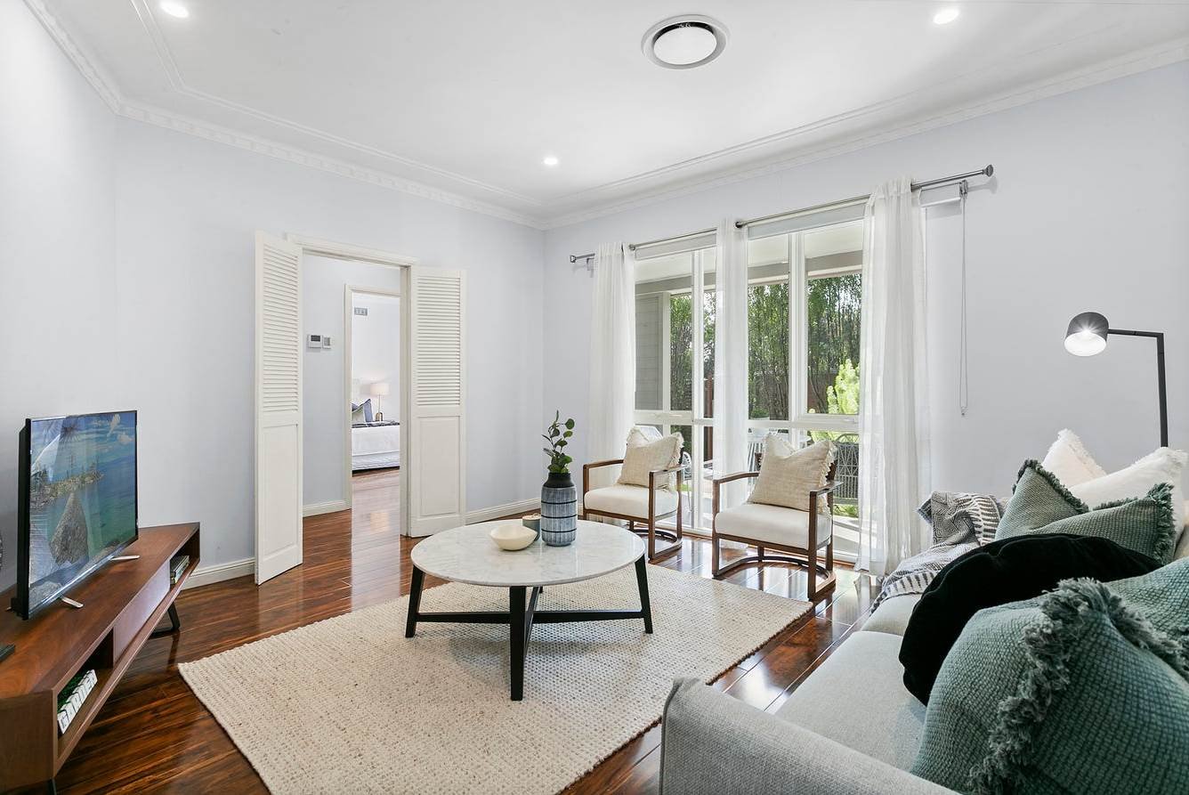 6 Jennifer Street LITTLE BAY 3